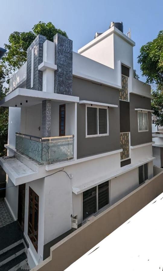 Azure Home Stay Kochi Bagian luar foto